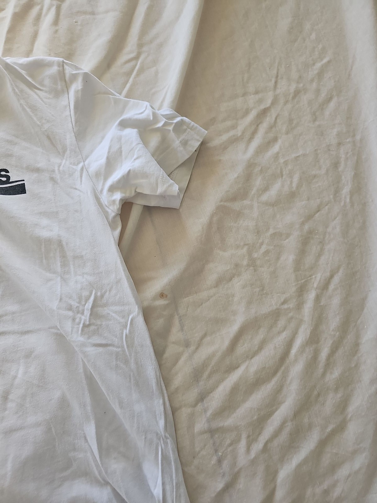 Jack & Jones Boys White Graphic Logo T-Shirt C485 - Image 5