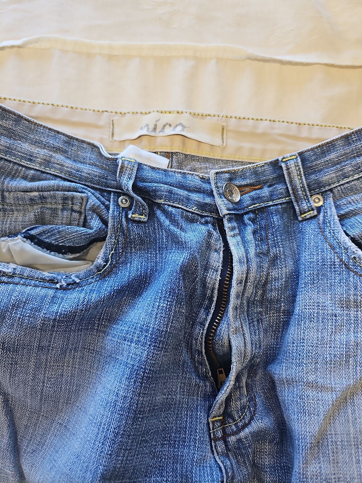 Mico Vintage Distressed Wide Leg Denim Jeans  D515