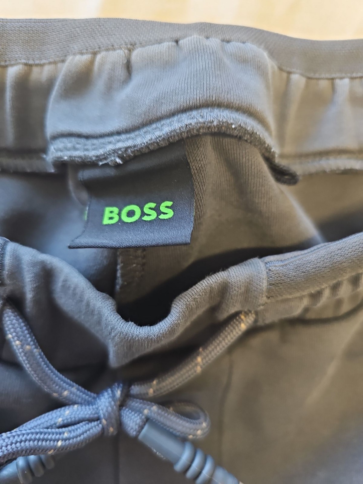 HUGO BOSS Men’s Grey Cotton Blend Sweat Shorts M D506