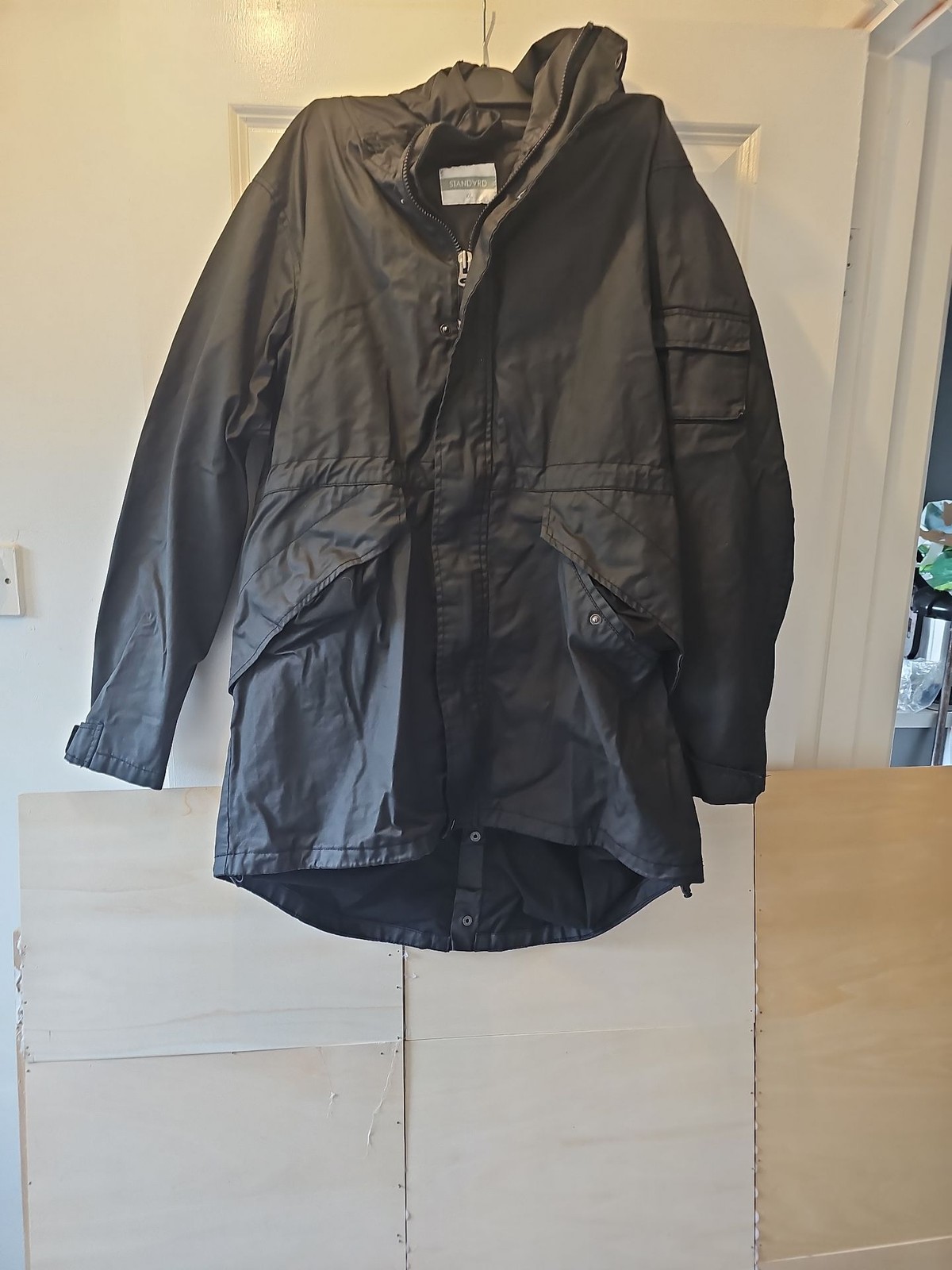 STANDVRD Men's Black Hooded Fishtail Parka Jacket XXL W553