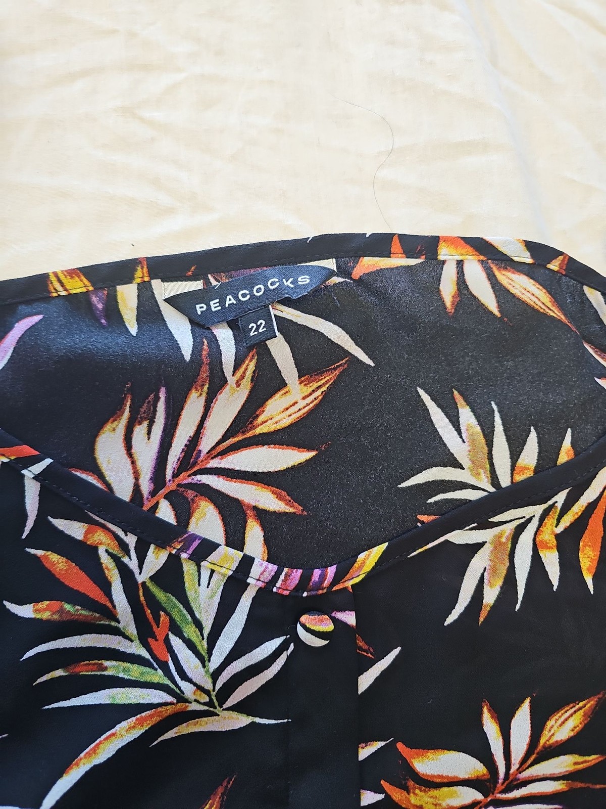 Peacocks Black Tropical Palm Print Cami Top – Size 22  F534