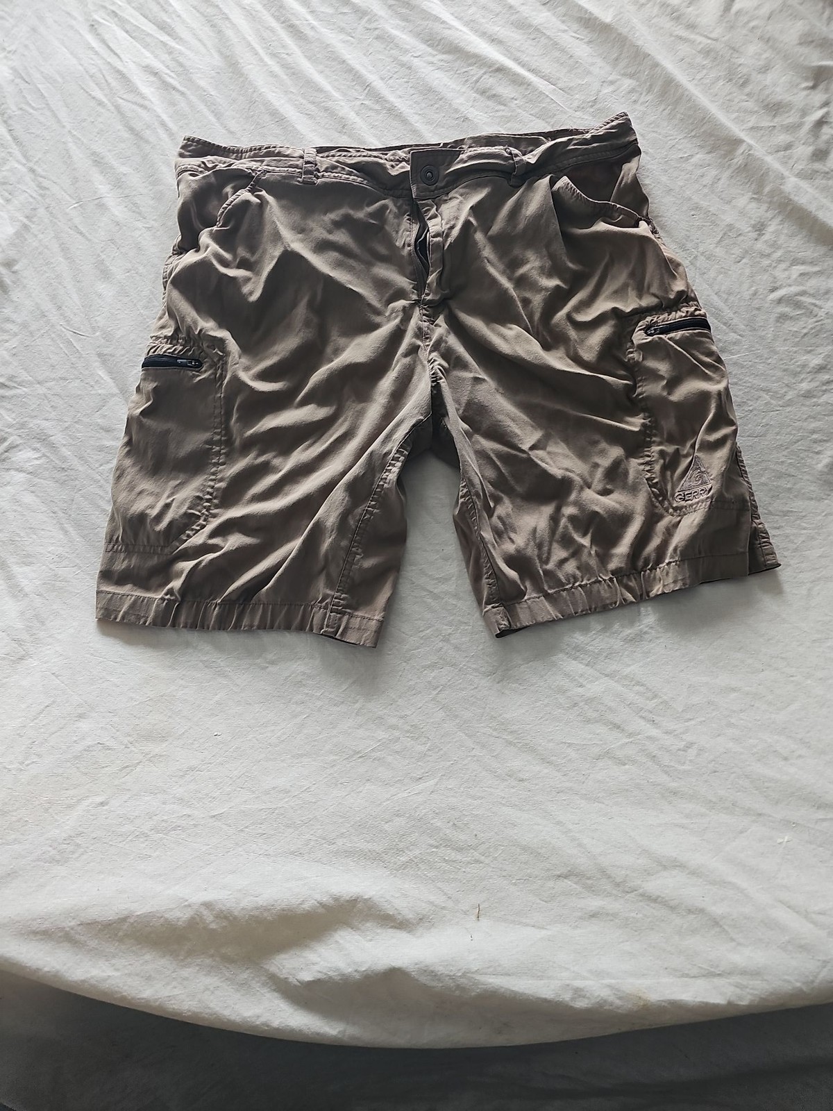 Gerry Men's Brown Cargo Hiking Shorts - Size 40 409