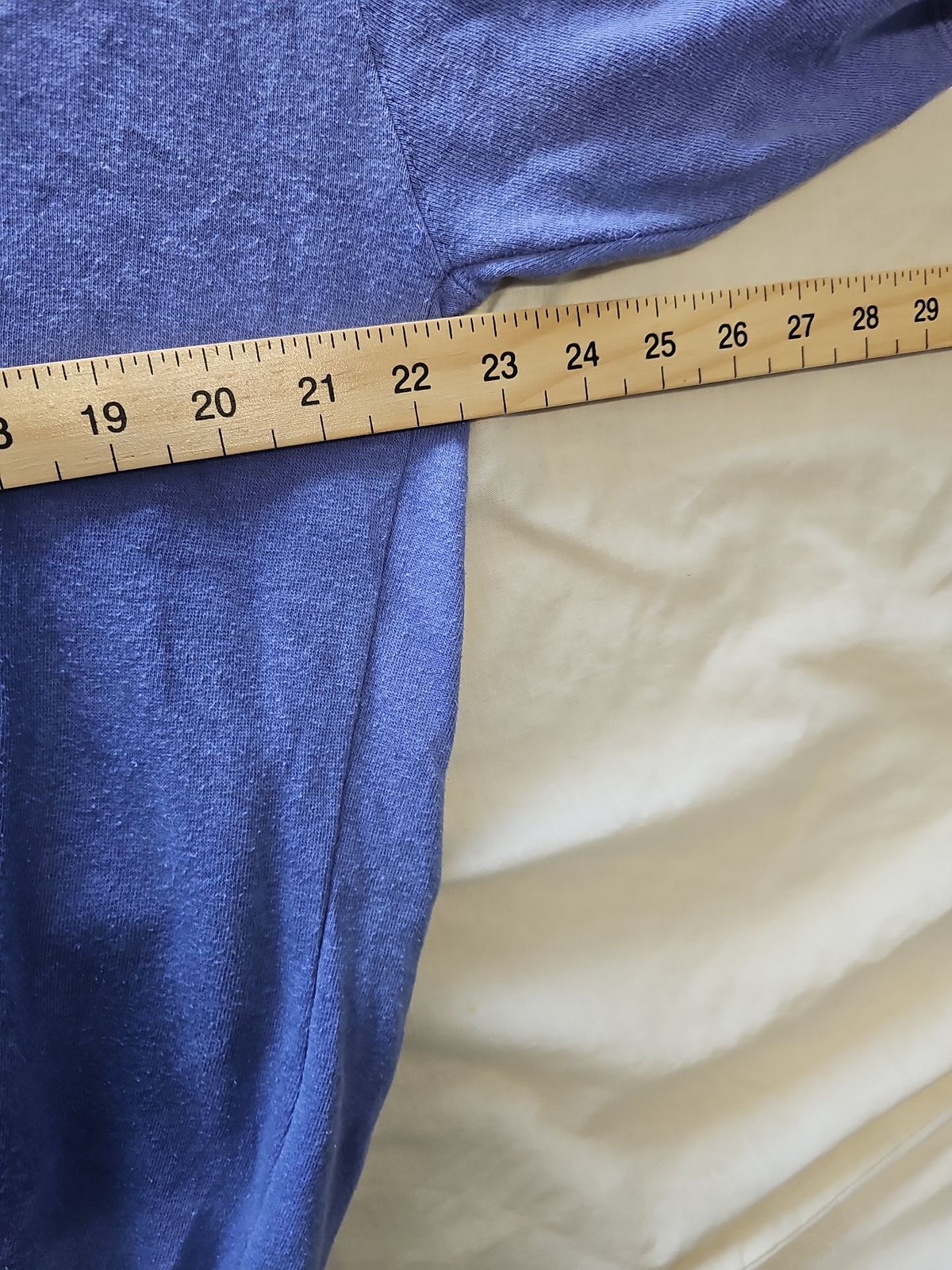 Vintage Champion Short Sleeve Sweatshirt Blue H590 - Image 7