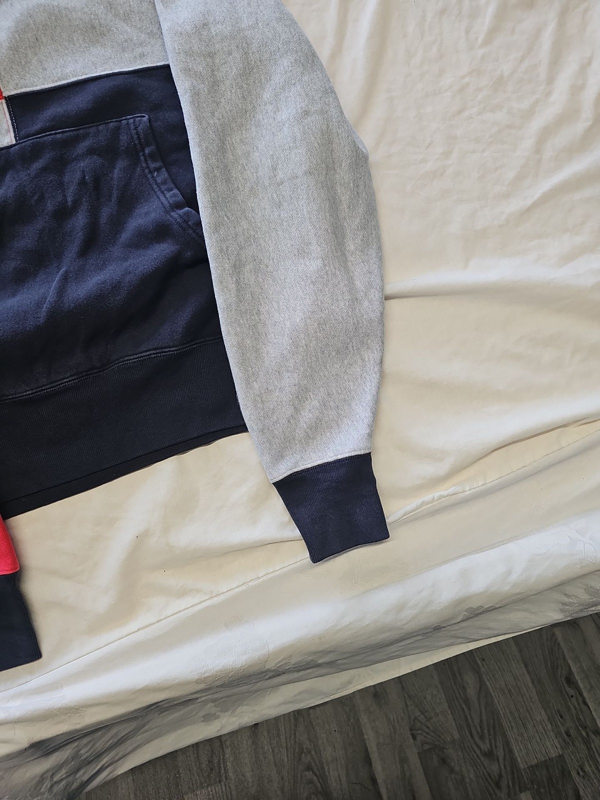 Champion Reverse Weave Colorblock Hoodie Small H592 - Image 4