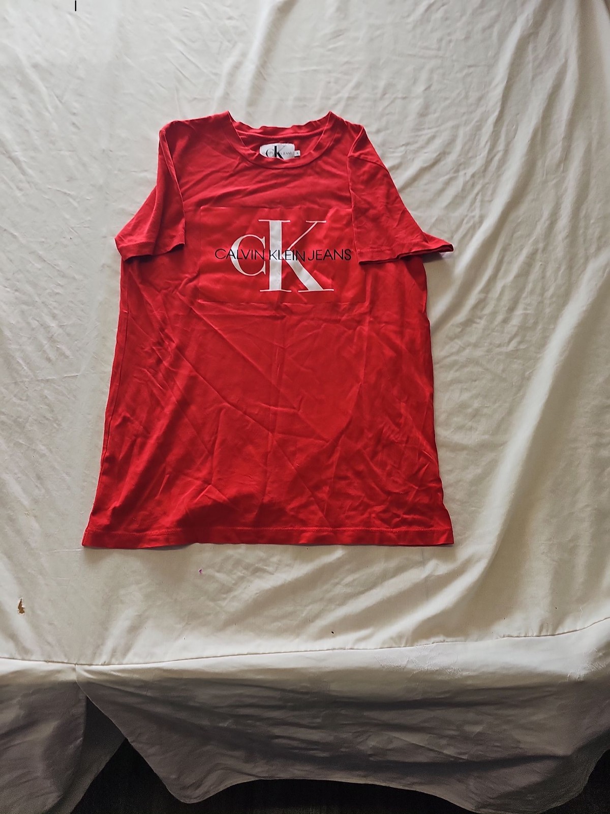 Calvin Klein Jeans Red Logo Graphic T-Shirt Small I607