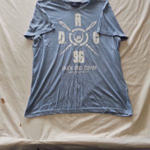Duck and Cover Blue Graphic T-Shirt large I609