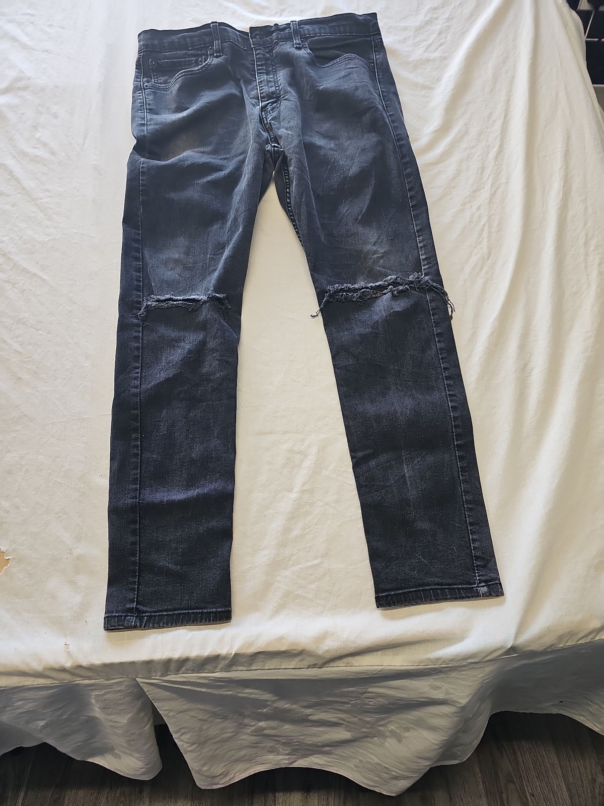 Levi's 512 Slim Taper Distressed Black Jeans W36 L32 J565