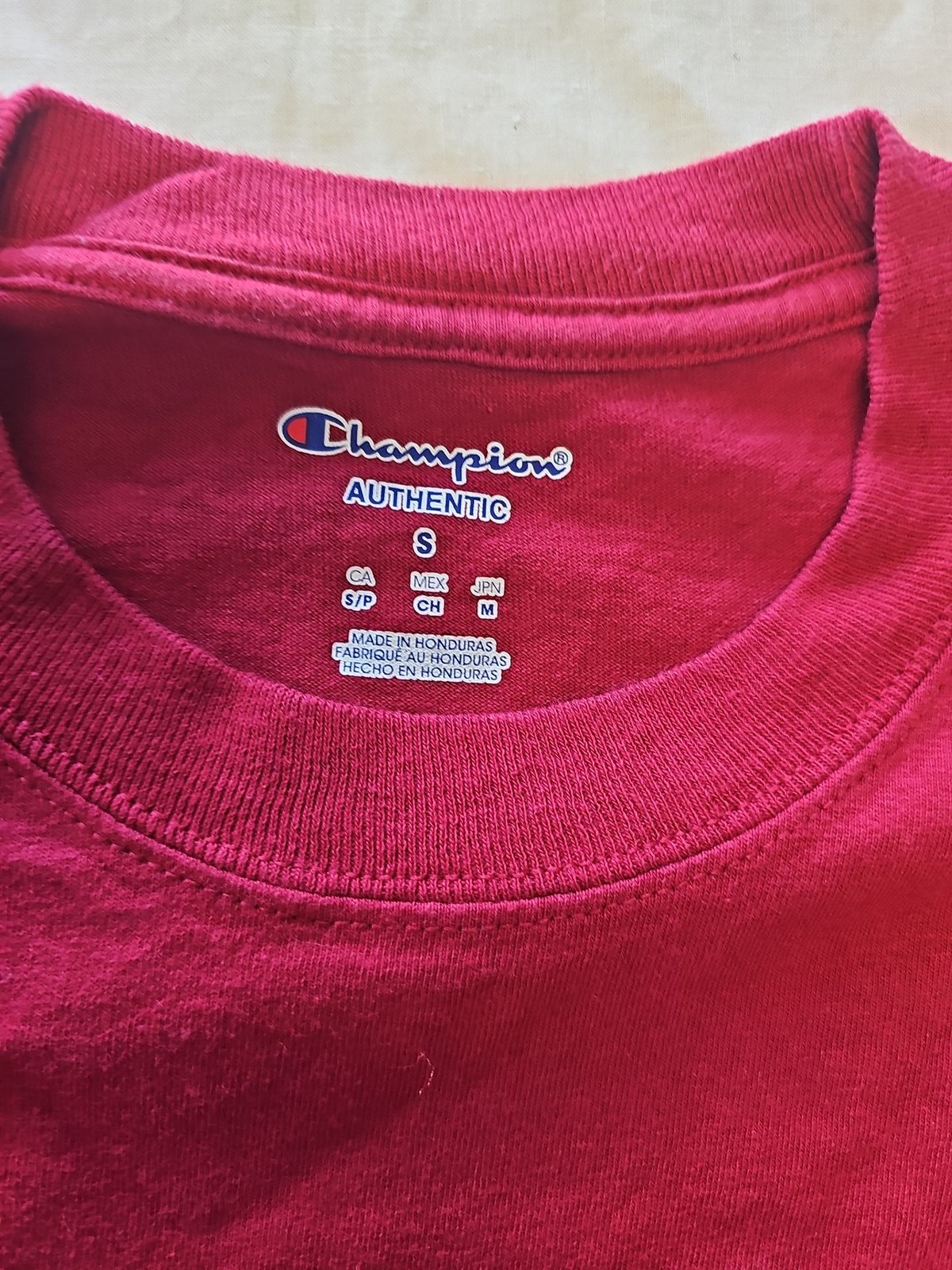 Champion Authentic Temple University Long Sleeve T-Shirt – Small Maroon J651
