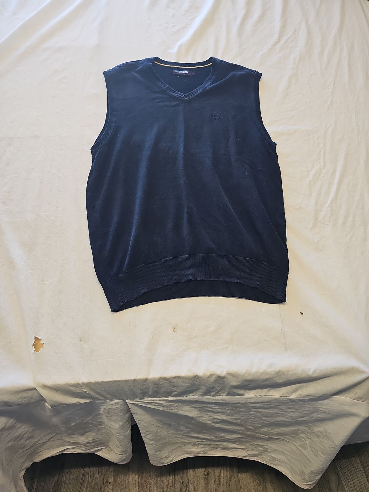 Maine New England Golf Navy Blue V-Neck Sweater Vest M L685