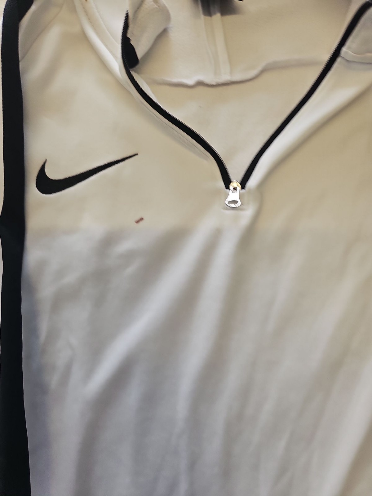 Nike Dri-FIT White Quarter-Zip Training Top 397 - Image 2