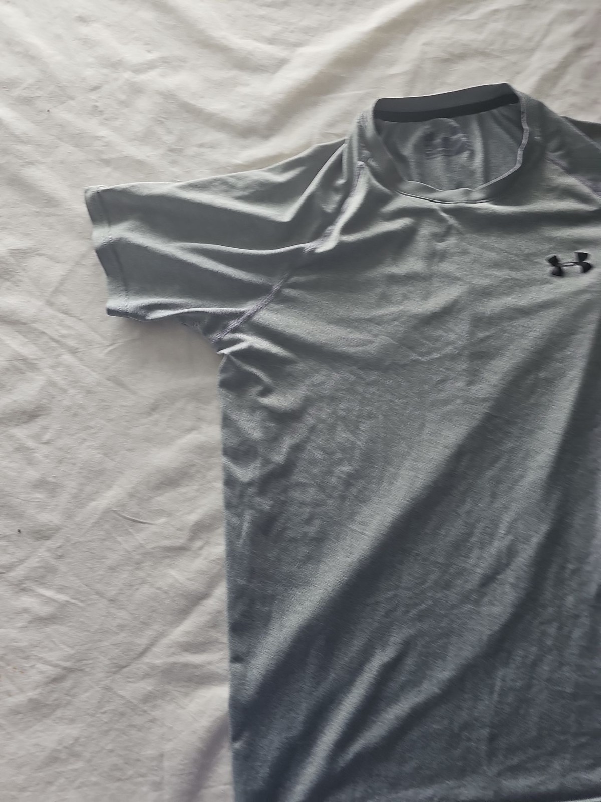 Under Armour Men's HeatGear Grey Short Sleeve Performance Training Shirt 370 - Image 2