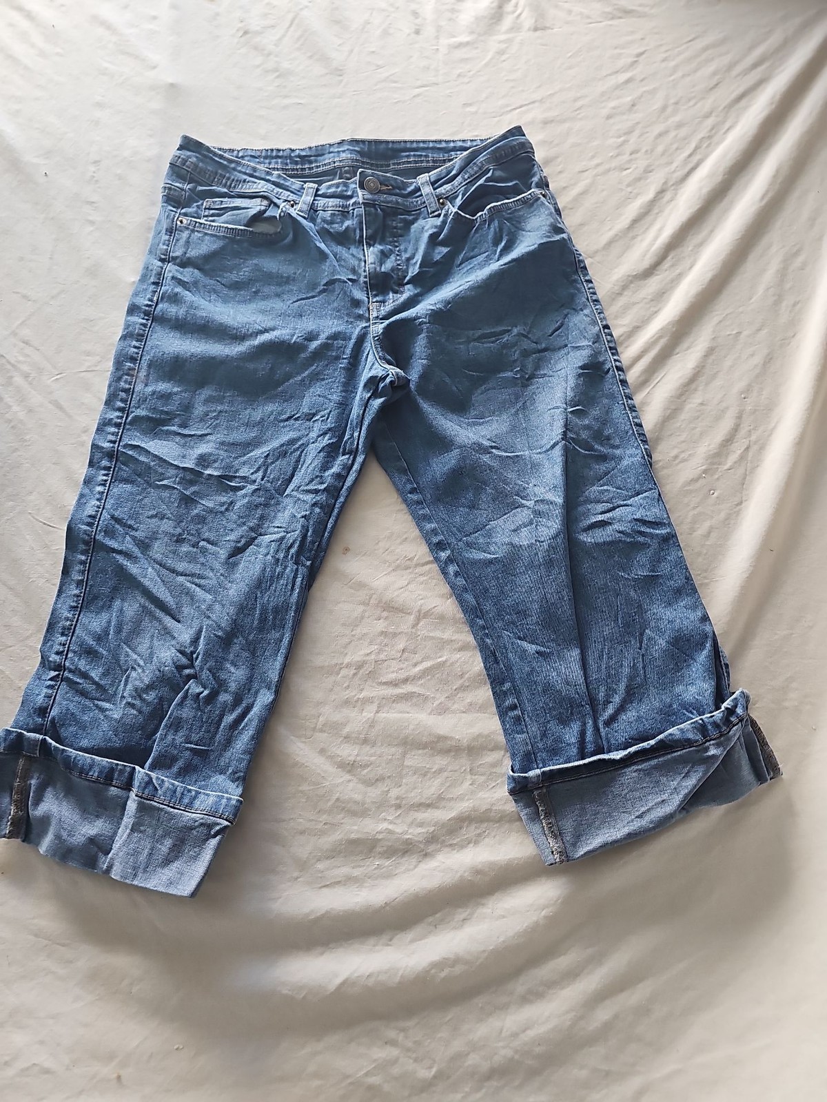 Vintage Lee Women's Blue Denim Cropped Capri Jeans 364 - Image 10