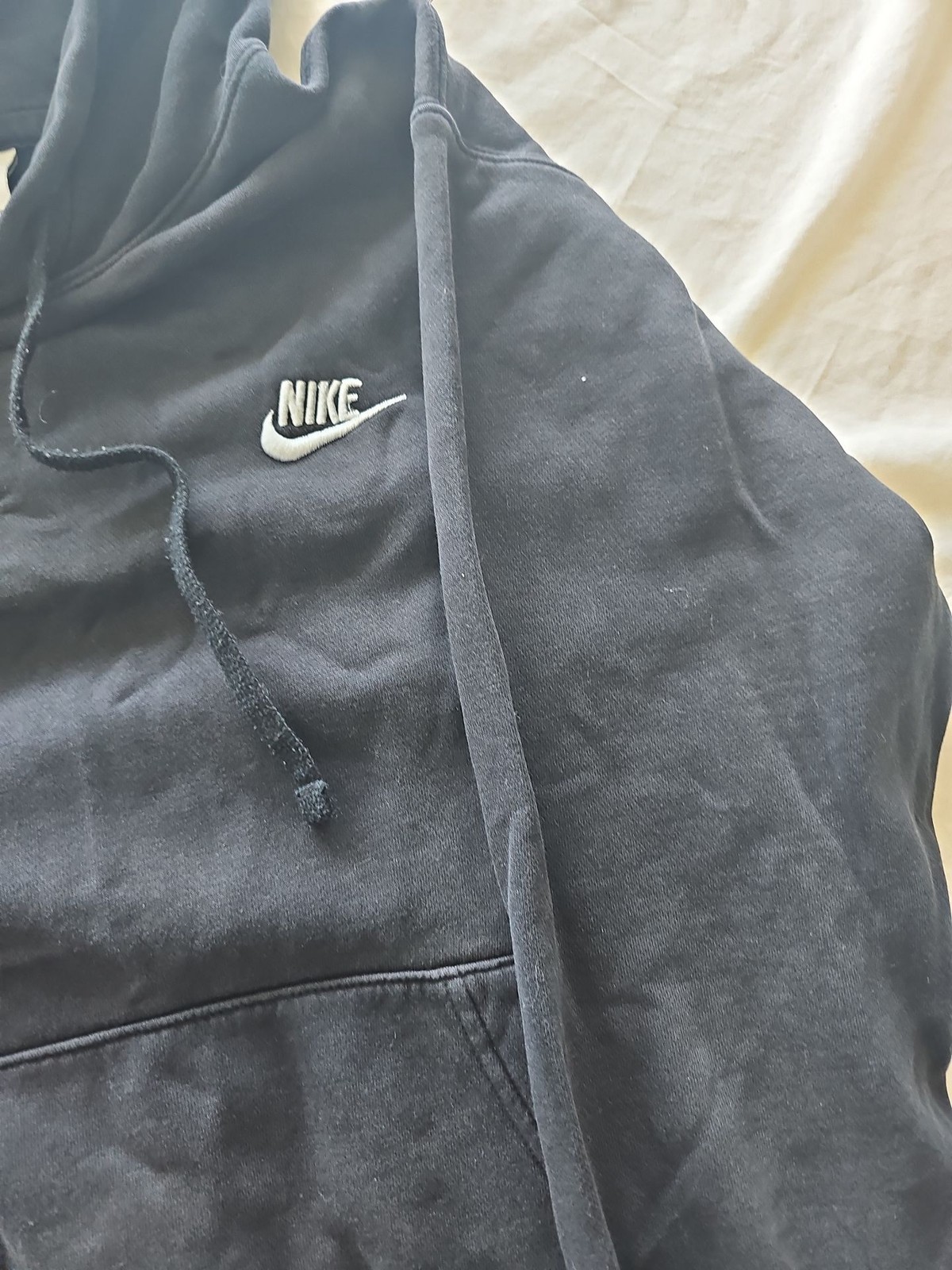 Nike Sportswear Essential Fleece Hoodie in Black 329 - Image 7