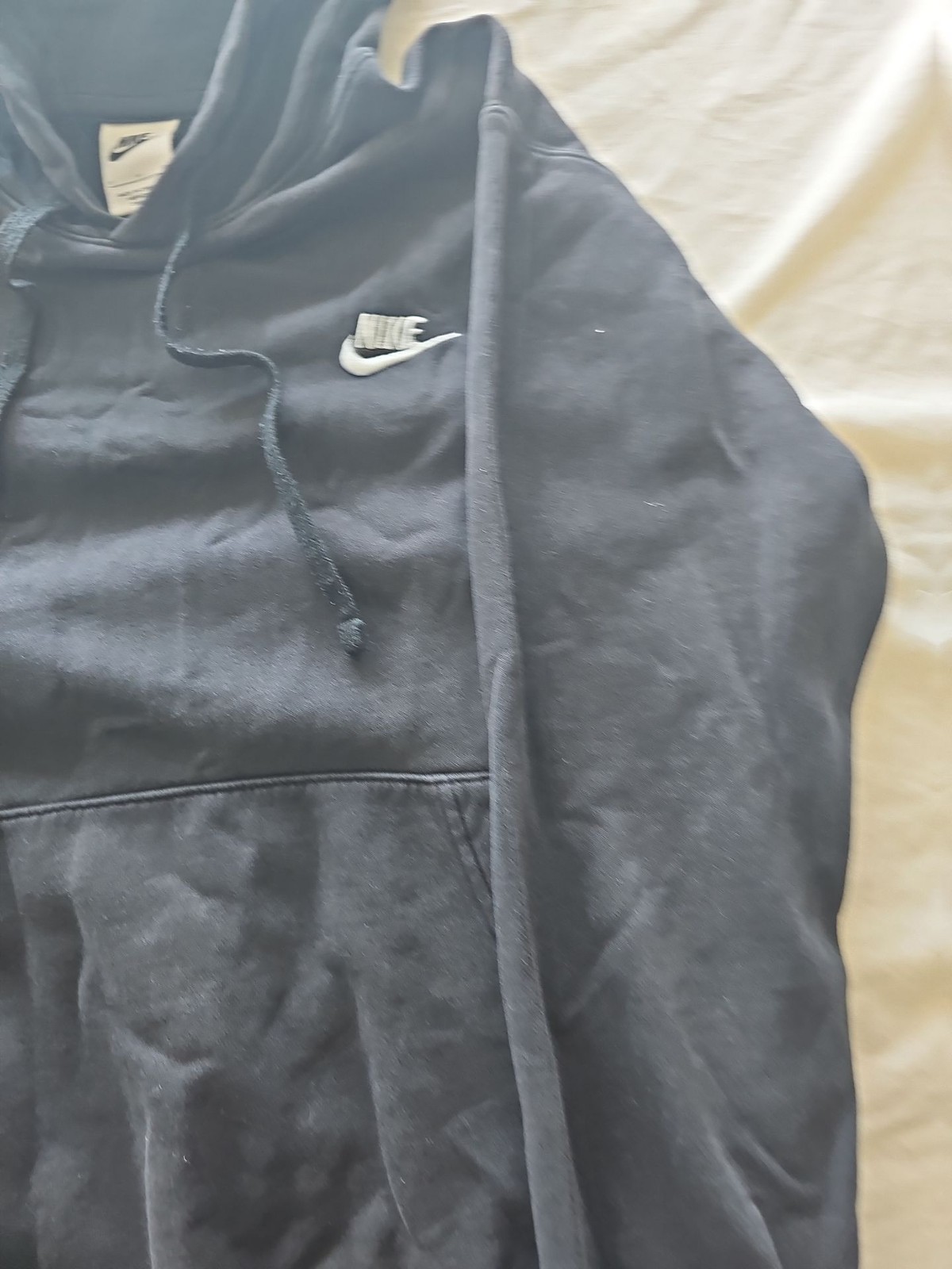 Nike Sportswear Essential Fleece Hoodie in Black 329 - Image 8