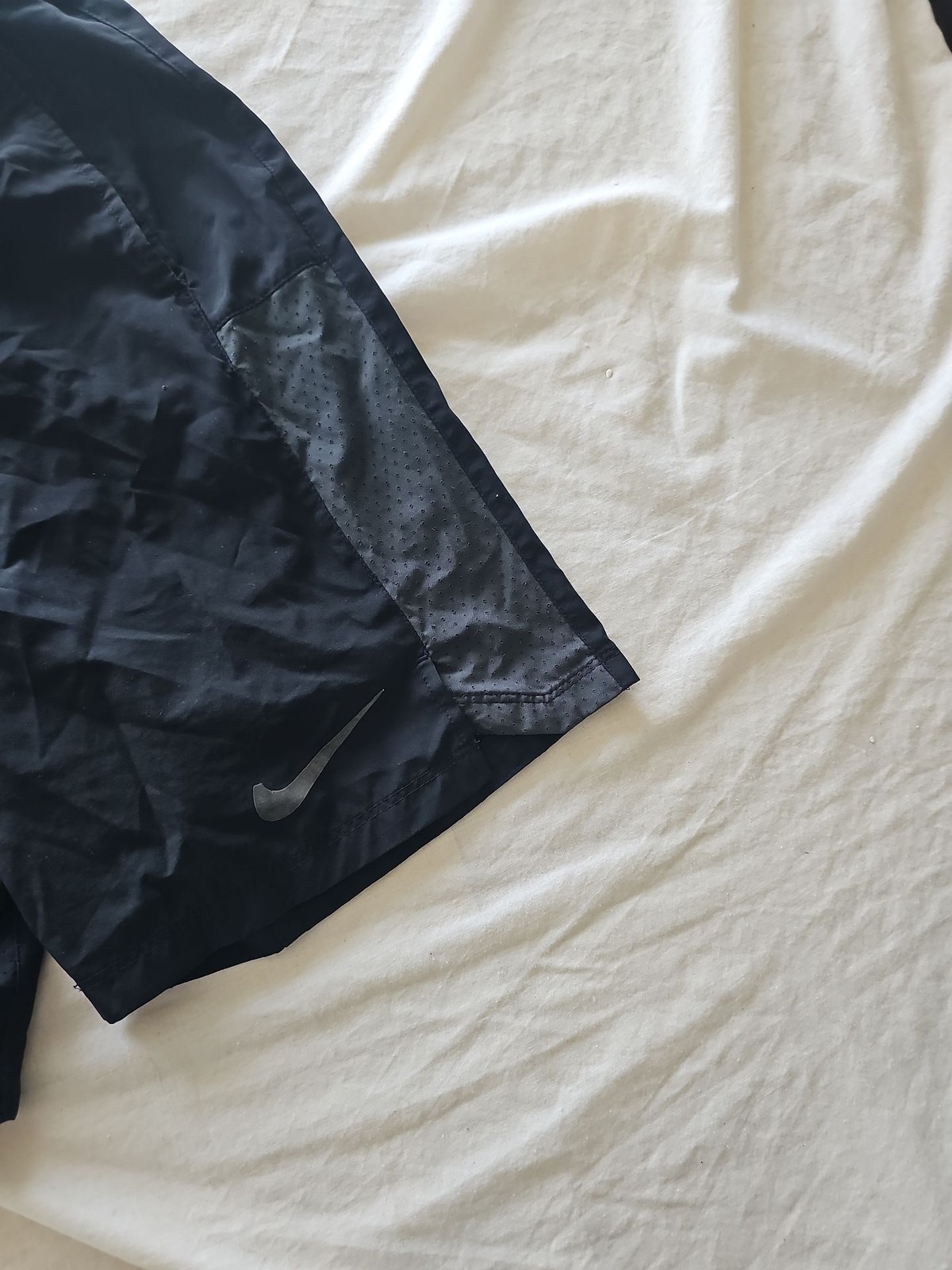 Nike Men's Black Dri-FIT Performance Running Shorts 333 - Image 9