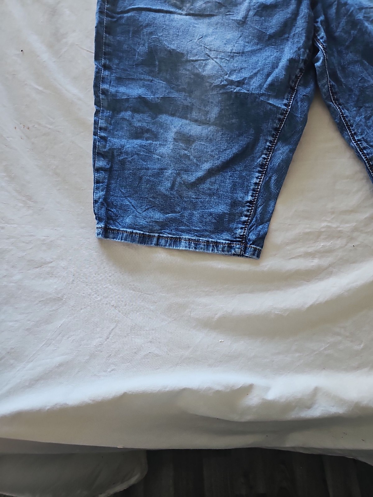Viman Casual Blue Denim Shorts with Distressed Wash w 42 348 - Image 10