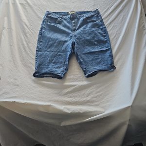 Hybrid & Company Blue Denim Bermuda Shorts Women's Stretch Jean Shorts 357