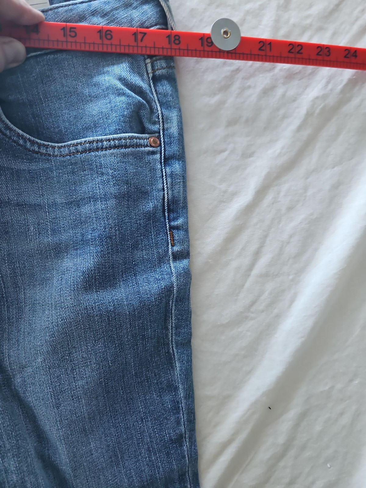 Calvin Klein Jeans Low Rise Skinny Denim in Medium Wash 301 - Image 11
