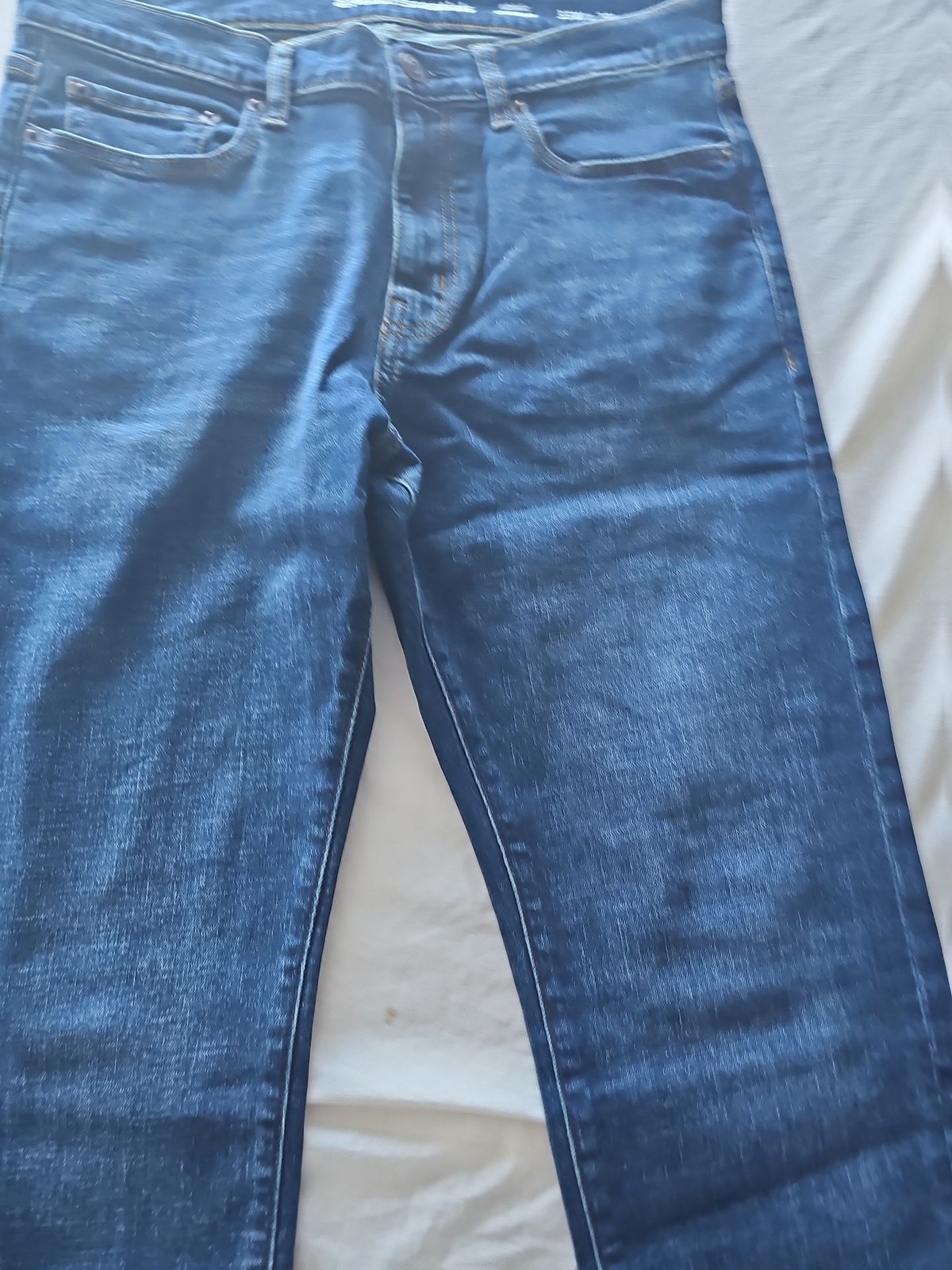 Amazon Essentials Men's Athletic Fit Blue Jeans 33W x 29L 338 - Image 8