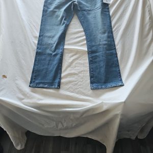 Amazon Essentials Men's Slim Bootcut Denim Jeans - Medium Wash W32 L28 339
