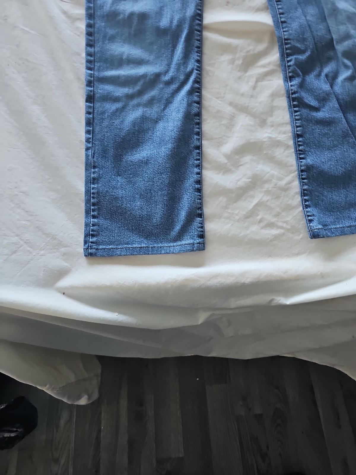 Armani Jeans Classic Blue Denim Mid-Rise Straight Leg Jeans 340 - Image 9