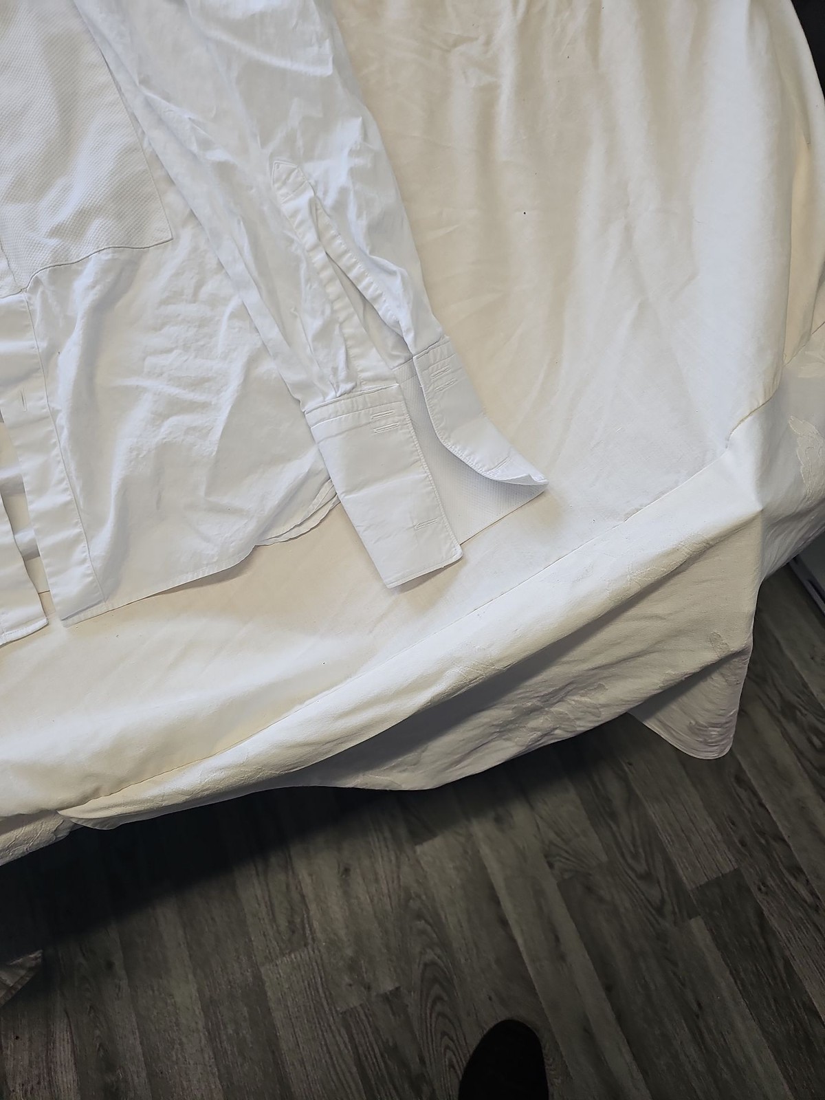Charles Tyrwhitt Classic Fit White Dress Shirt with French Cuffs S16.5 A444 - Image 4