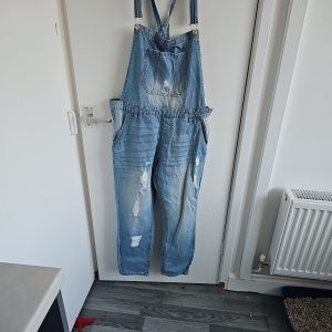 AMCO Denim Distressed 'Boyfriend' Dungarees - UK 14  271