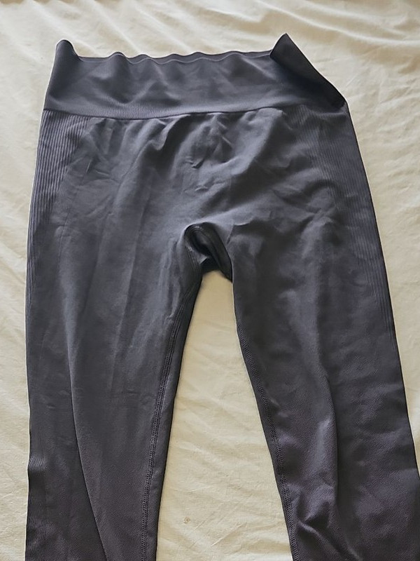 Primark WORKOUT Seamless Ribbed Leggings in Charcoal Grey P757 - Image 5