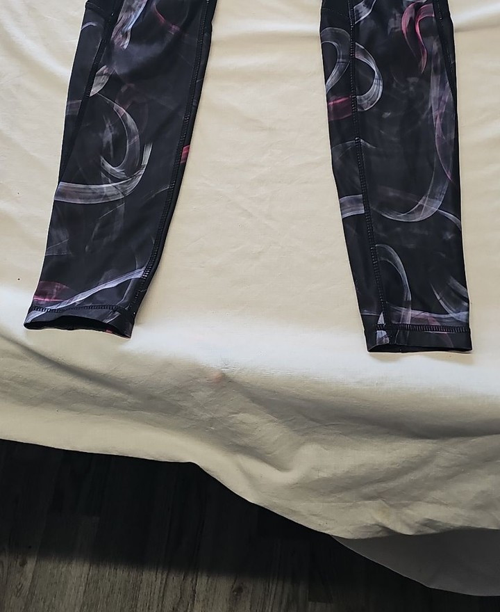 Souluxe Black Smoke Abstract Print High-Waisted Gym Leggings 12 O738 - Image 7