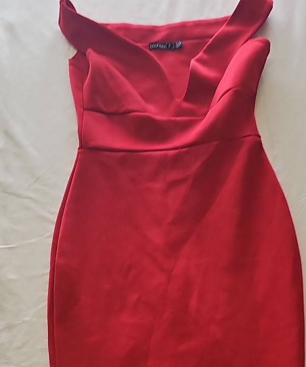 Boohoo Petite Red Off-the-Shoulder Bodycon Midi Dress uk 8 S809 - Image 8
