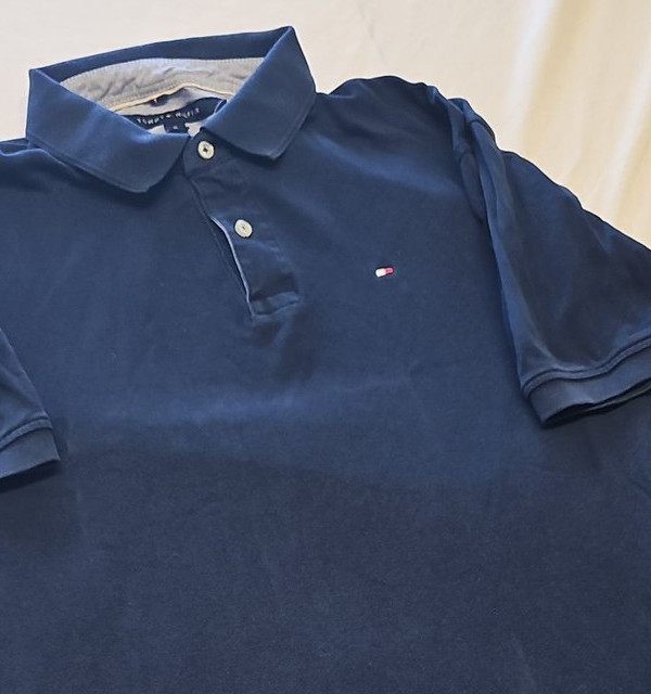 Tommy Hilfiger Classic Fit Navy Blue Polo Shirt XL V863 - Image 9