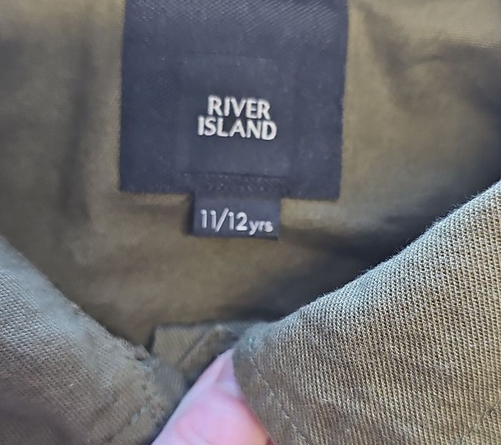 River Island Girls Khaki Green Cropped Utility Shacket with Gold Sequins AA917 - Image 7