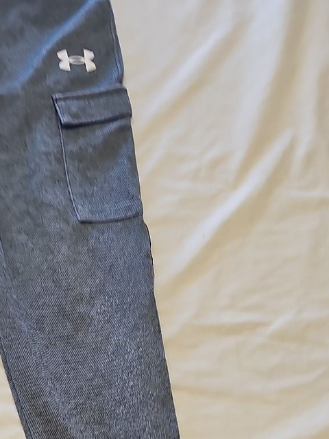 Under Armour Youth Grey Cargo Fleece Joggers FF402 - Image 6