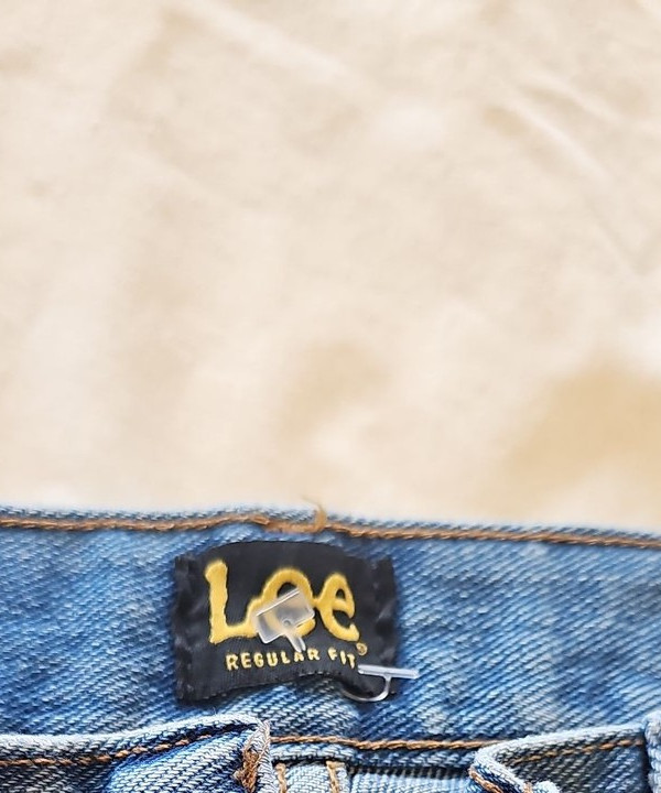 Lee Regular Fit Mid-Wash Blue Denim Jeans w32 l29 DD966 - Image 9