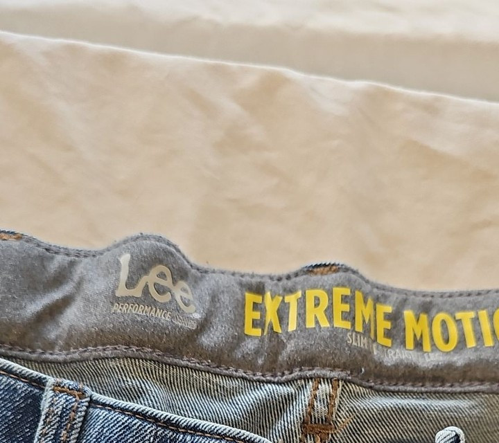 Lee Extreme Motion Slim Straight Leg Men's Jeans - Medium Wash 38 29 DD968 - Image 10