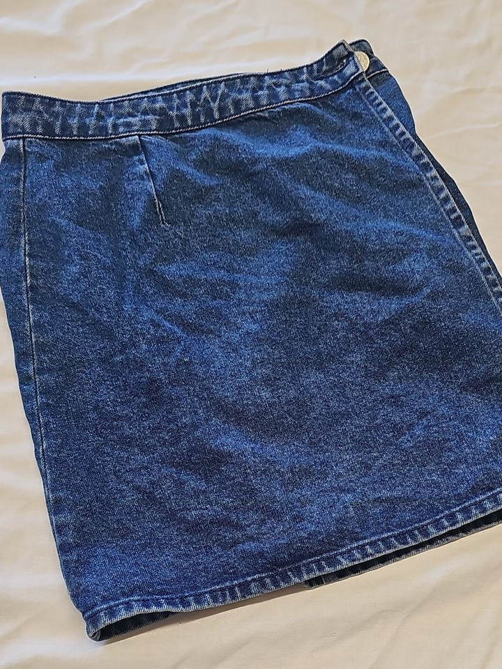 ASOS Denim Mini Skirt in Mid Blue Wash uk8 CC942 - Image 8