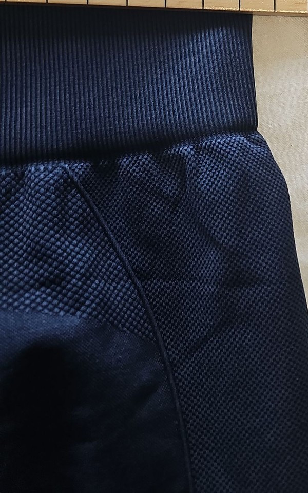 High-Waisted Seamless Performance Leggings in Navy Blue size approx 10 LL22 - Image 10
