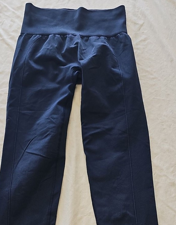 High-Waisted Seamless Performance Leggings in Navy Blue size approx 10 LL22 - Image 5