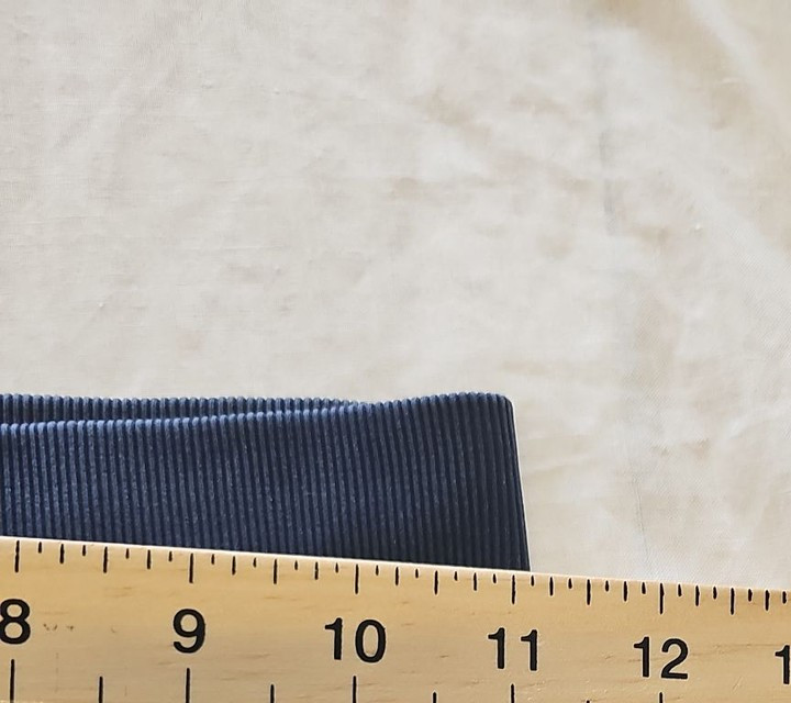 High-Waisted Seamless Performance Leggings in Navy Blue size approx 10 LL22 - Image 9