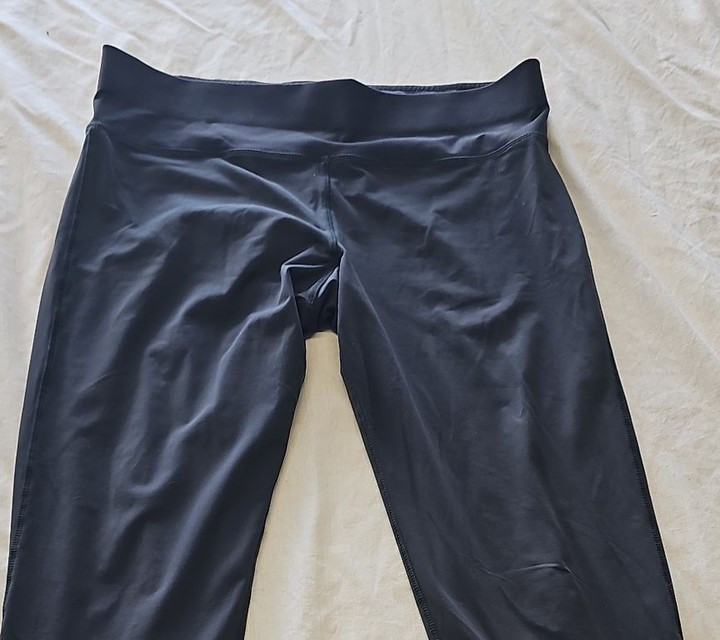 USA Pro Women's Black Capri Cropped Leggings Size 16 LL403 - Image 6