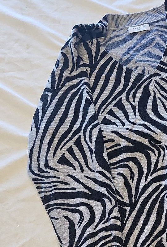 Papaya Zebra Print V-Neck Knitted Jumper size 16 KK192 - Image 12