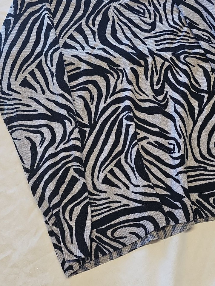 Papaya Zebra Print V-Neck Knitted Jumper size 16 KK192 - Image 11
