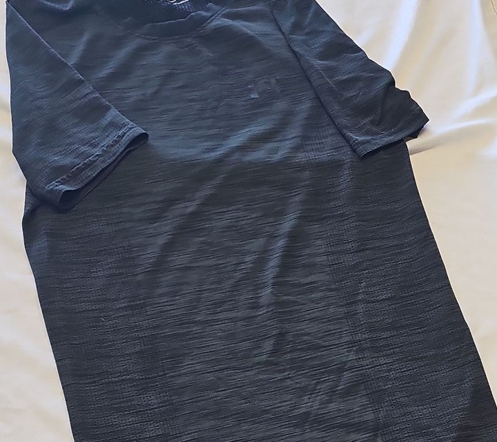 Under Armour Threadborne HeatGear Fitted T-Shirt Black Small KK210 - Image 11