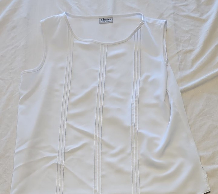 Vintage Classics First Avenue White Pleated Sleeveless Blouse GG995 - Image 6