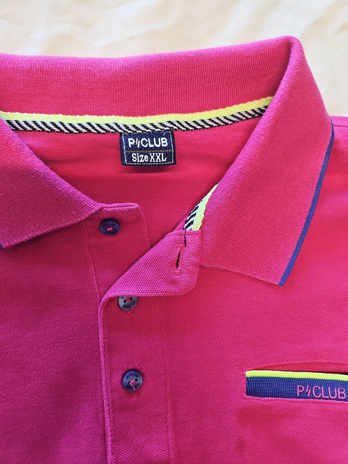 P/CLUB Men’s Vibrant Pink Polo Shirt with Neon Accents XXL BB935
