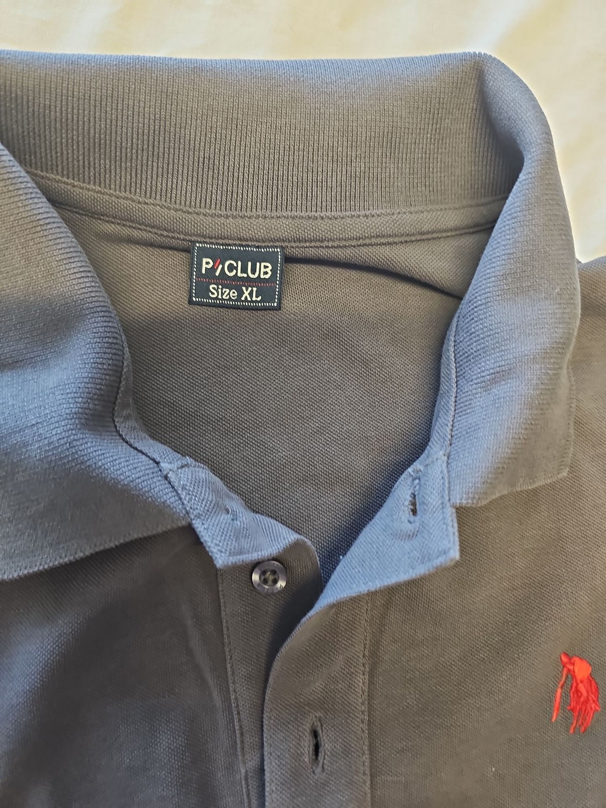 P/CLUB Men’s Gray Pique Polo Shirt XL Red Embroidered Logo BB937