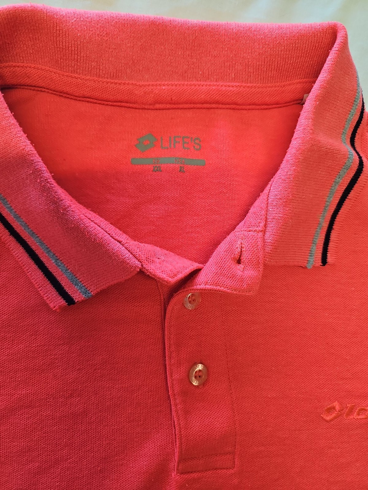 Life’s Men’s Bright Coral Pique Polo Shirt with Tipped Collar XL BB93