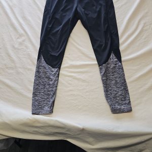 Women's Two-Tone Activewear Leggings - Black and Heather Grey M O740