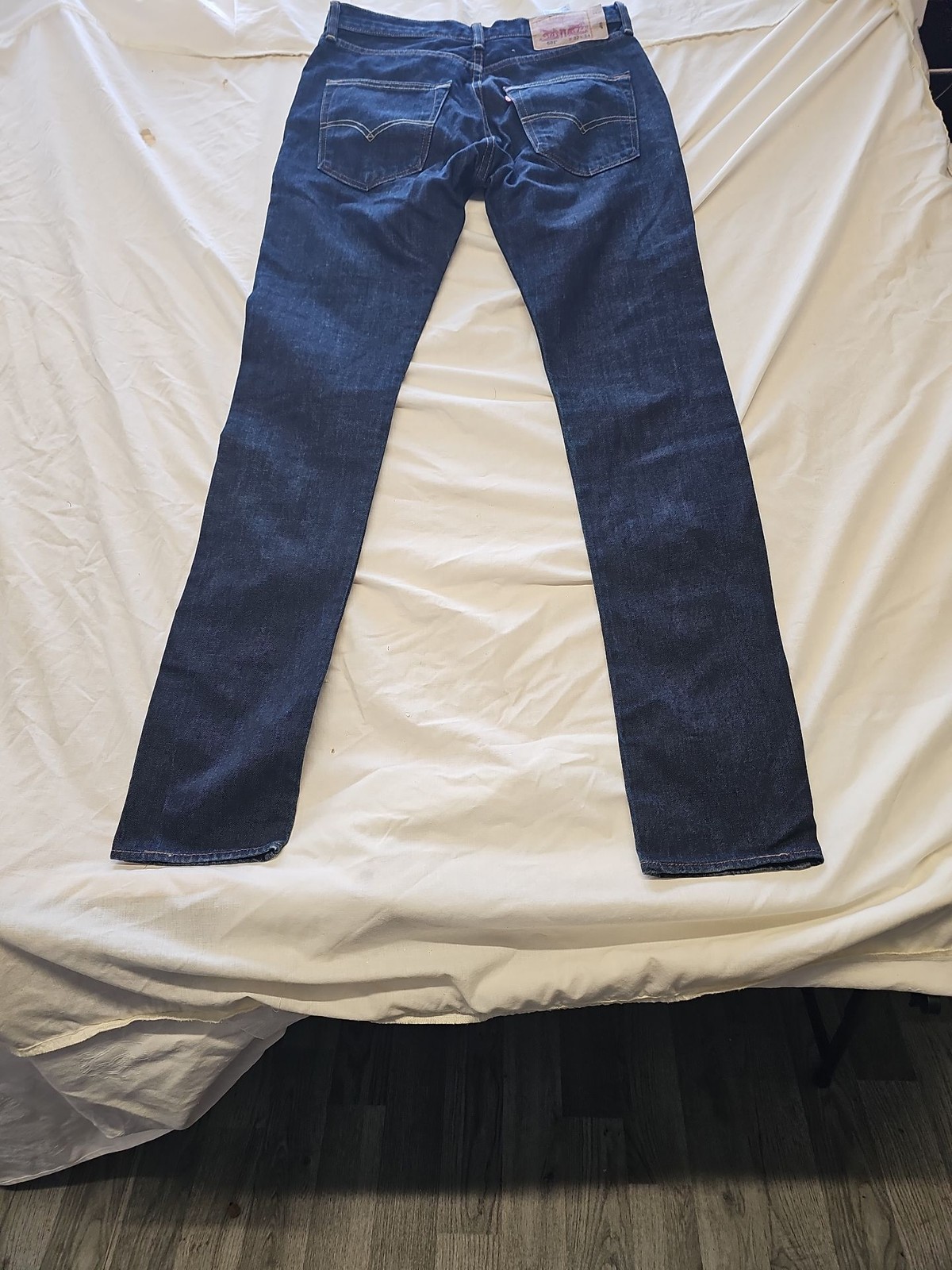Levi Strauss & Co. 501 Original Straight Fit Jeans Dark Wash 32x34 EE982 - Image 4