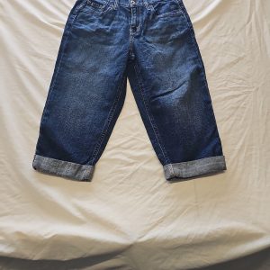 Levi's Women's Mid-Rise Denim Capri Jeans with Cuffed Hem w28 CC959